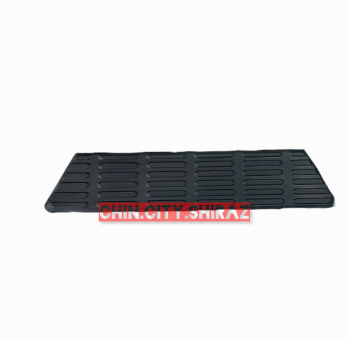 فلاپ روی سپر عقب وسط KMC T8 اصلی با طراحی فابریک و کیفیت ساخت بالا – مناسب برای زیباسازی و محافظت از سپر عقب